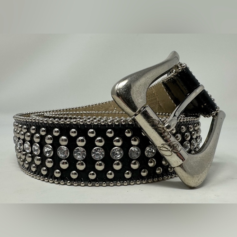 Guess Women’s Western Rhinestone Studded Belt Silver Buckle Black XL - Flaw